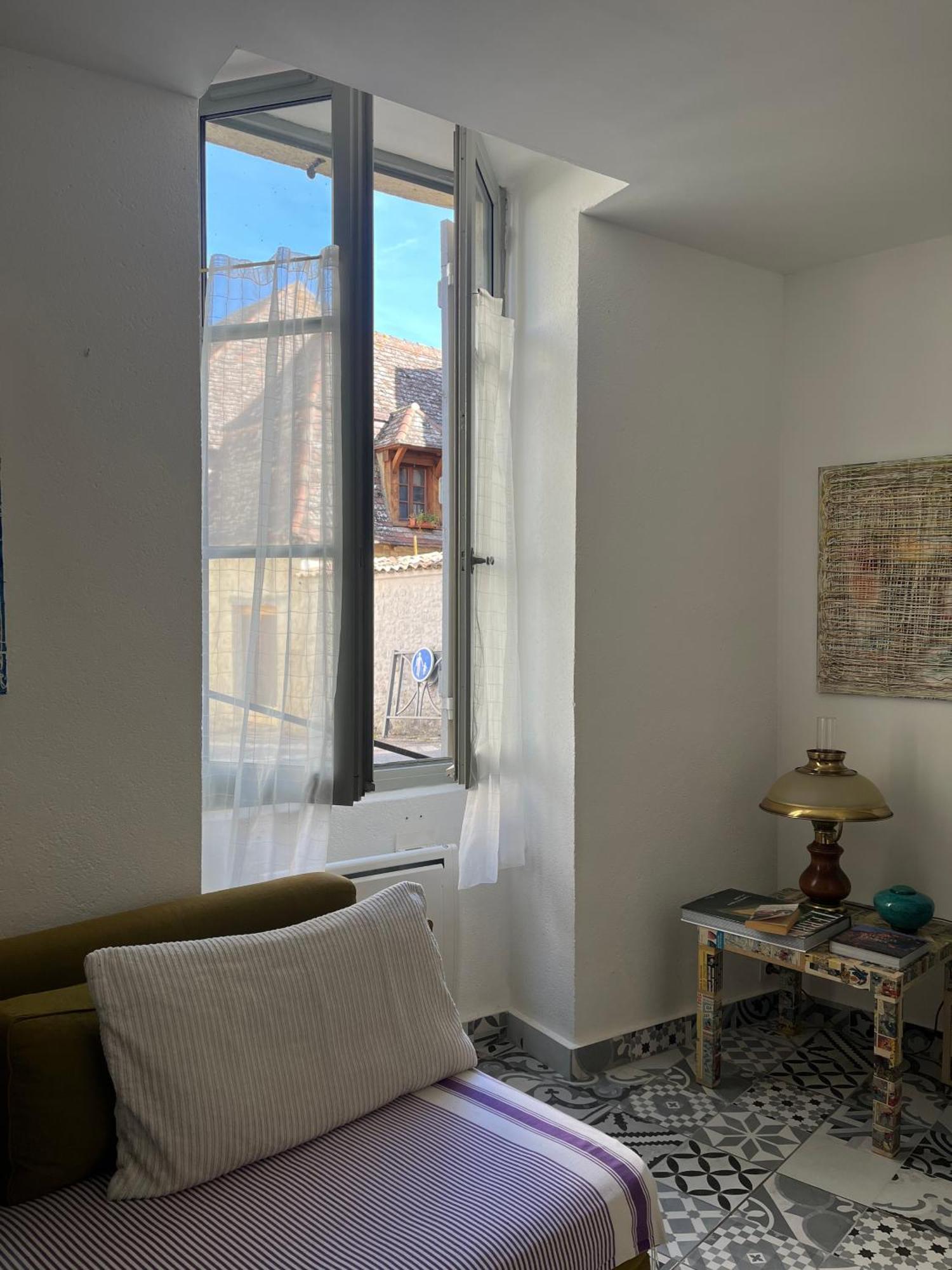 Chambre Paisible Dans Une Ancienne Batisse Renovee Issigeac Exteriér fotografie